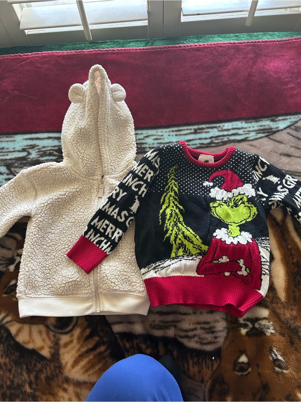 Bundle of 2 sweaters Dr. Seuss Grinch Knit Sweater - Black, Red & Green